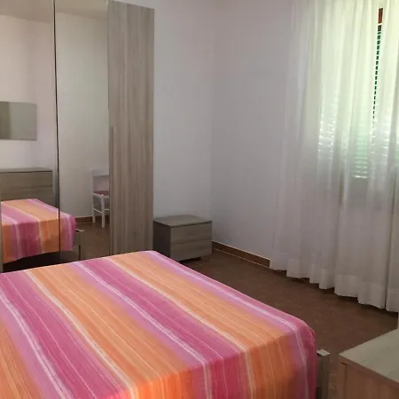 Casa Vacanze - La Vista Apartment *